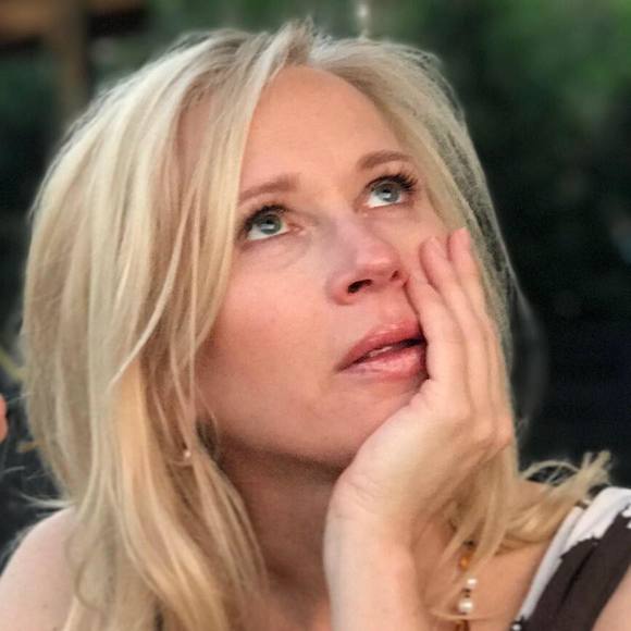 Meet your Posher, Tanya - Picture 1 of 1